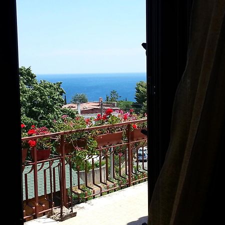 B&B Villa Francesca ソヴェラート・マリーナ エクステリア 写真
