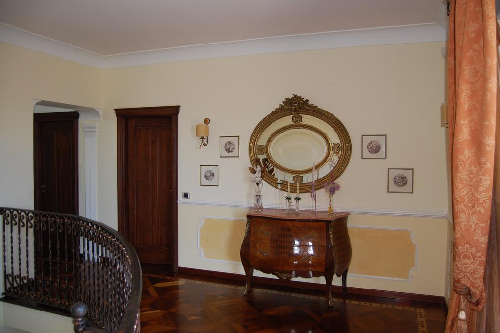 B&B Villa Francesca ソヴェラート・マリーナ 部屋 写真