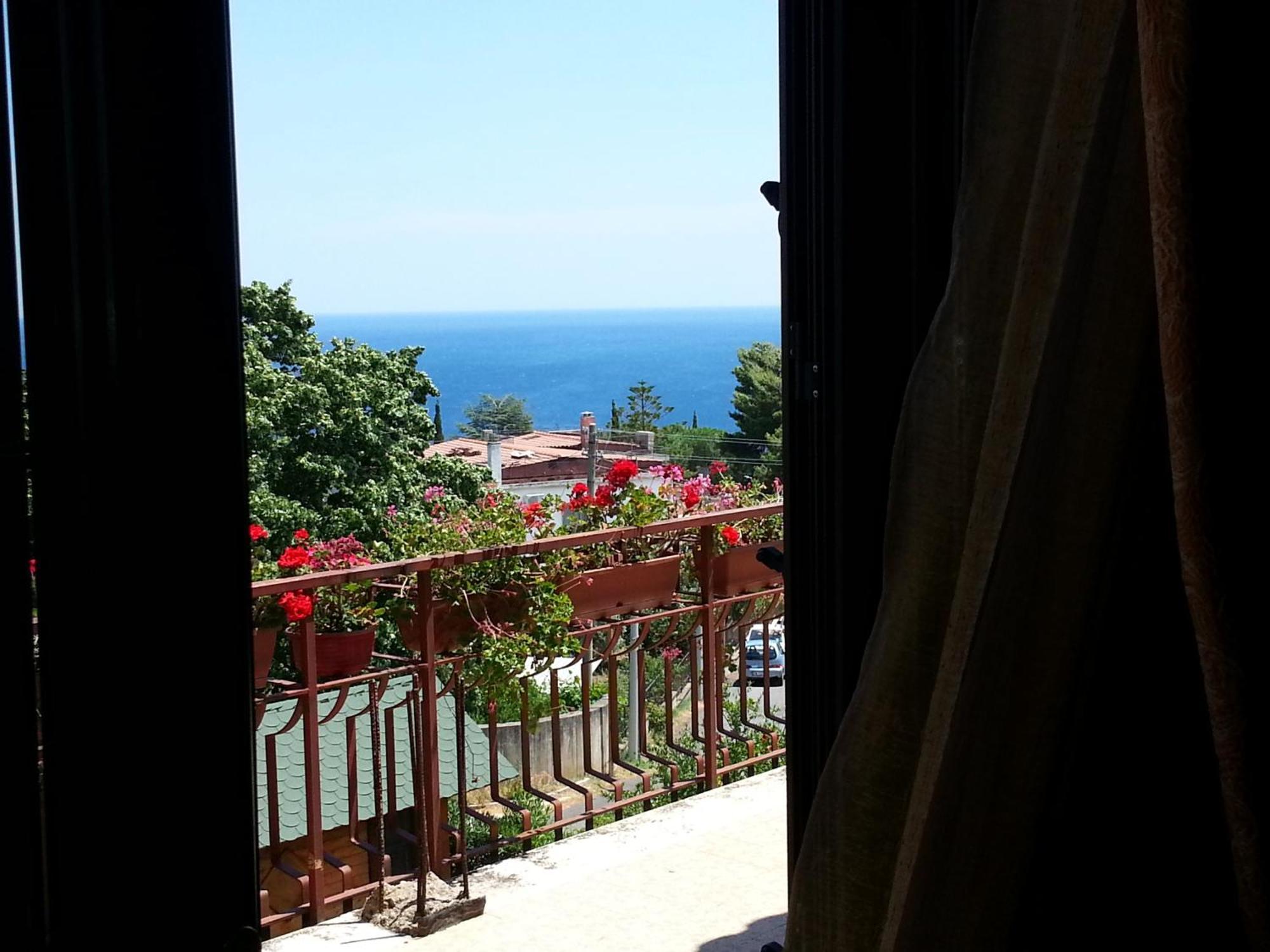 B&B Villa Francesca ソヴェラート・マリーナ エクステリア 写真