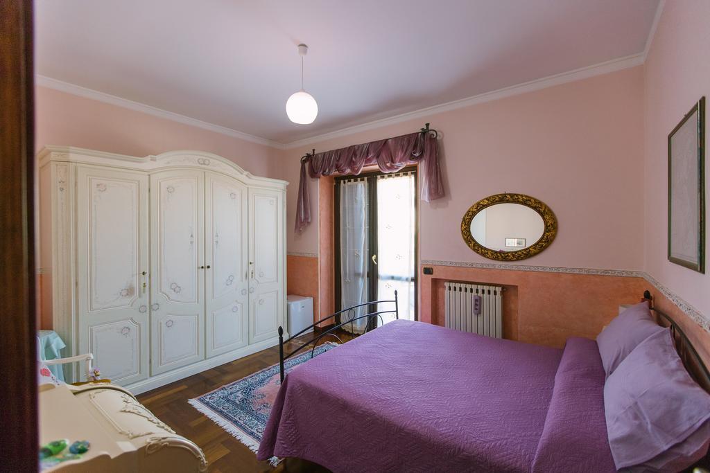 B&B Villa Francesca ソヴェラート・マリーナ エクステリア 写真
