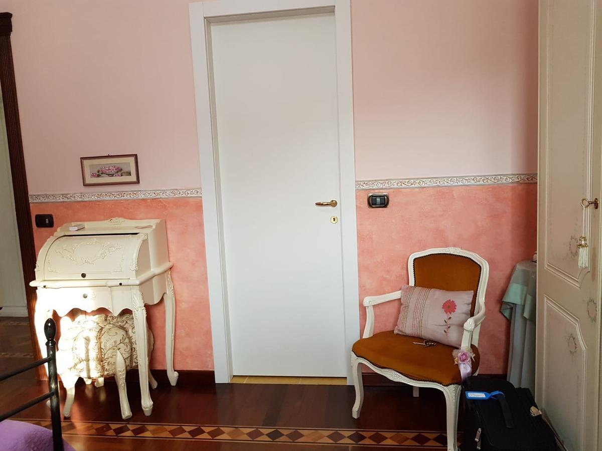 B&B Villa Francesca ソヴェラート・マリーナ エクステリア 写真